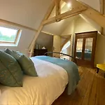 Willa Stunning 5 Bedroom French Manor House, Normandy