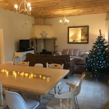 Stunning 5 Bedroom French Manor House, Normandy *