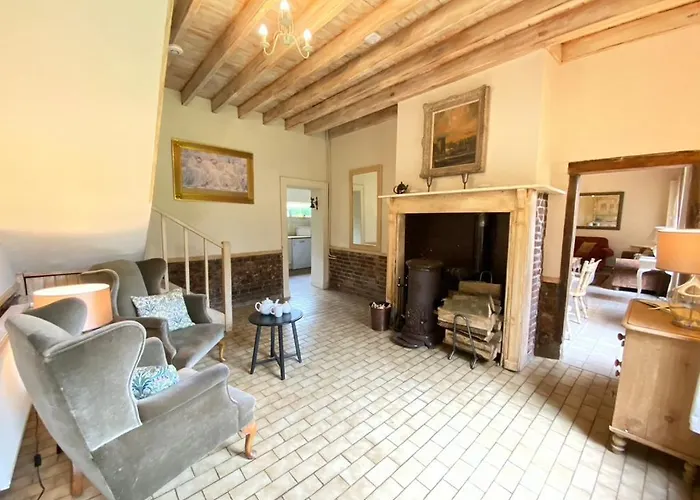 Villa Stunning 5 Bedroom French Manor House, Normandy Beaunay