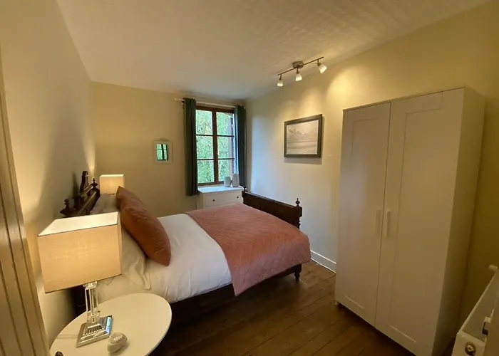 Stunning 5 Bedroom French Manor House, Normandy *