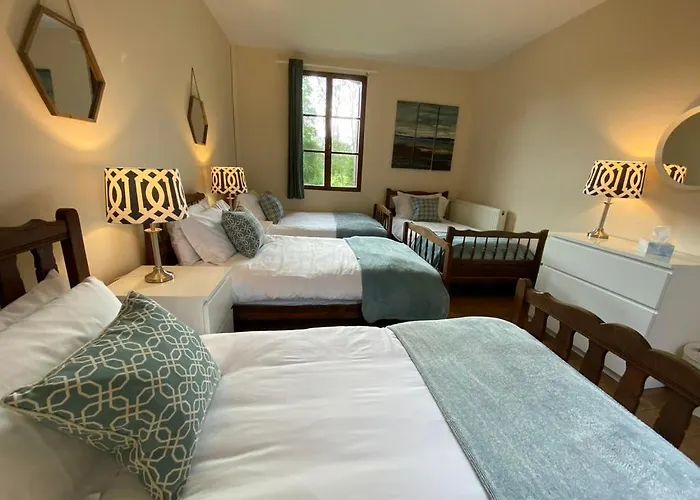 Stunning 5 Bedroom French Manor House, Normandy