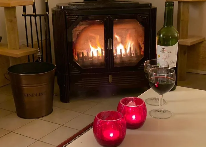 Stunning 5 Bedroom French Manor House, Normandy *