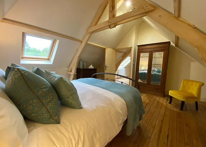 Villa Stunning 5 Bedroom French Manor House, Normandy